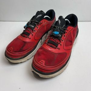 HOKA ONE ONE Conquest Mens size 12 Red